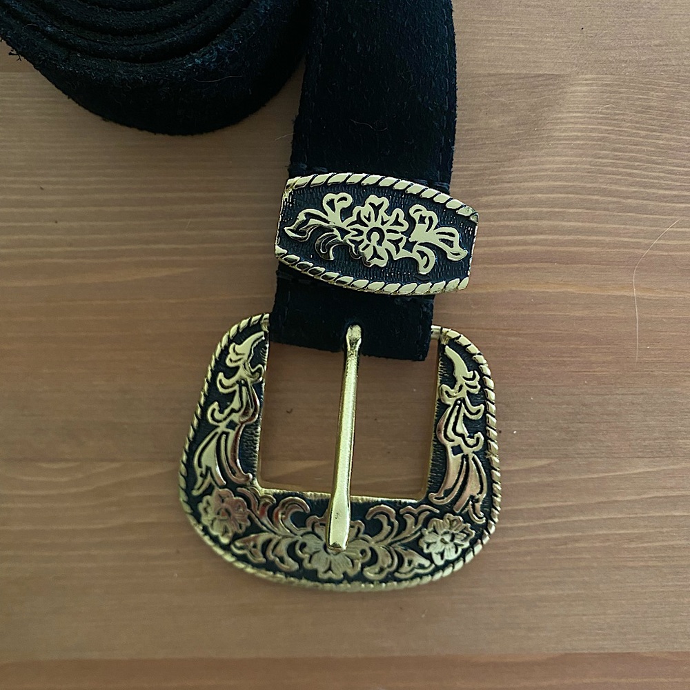 Free People sz S/M black & gold belt